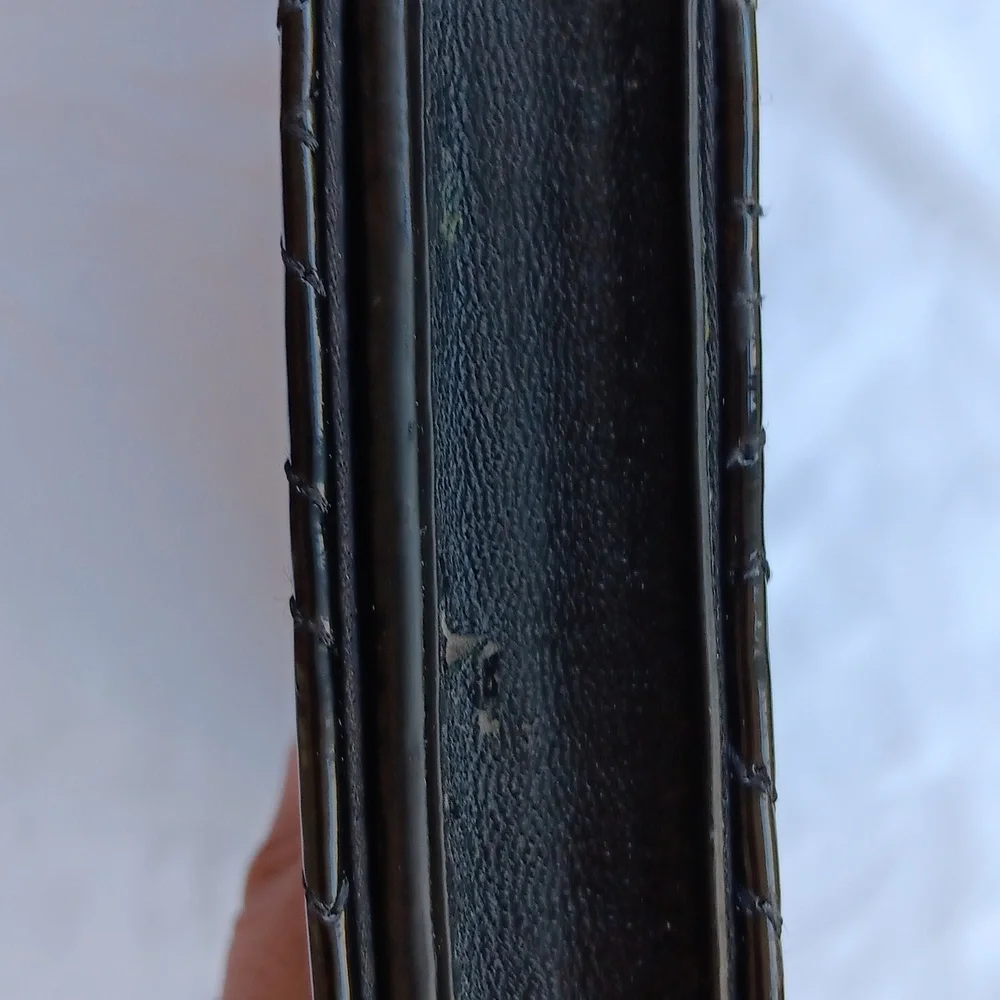 Dkny tablet cover